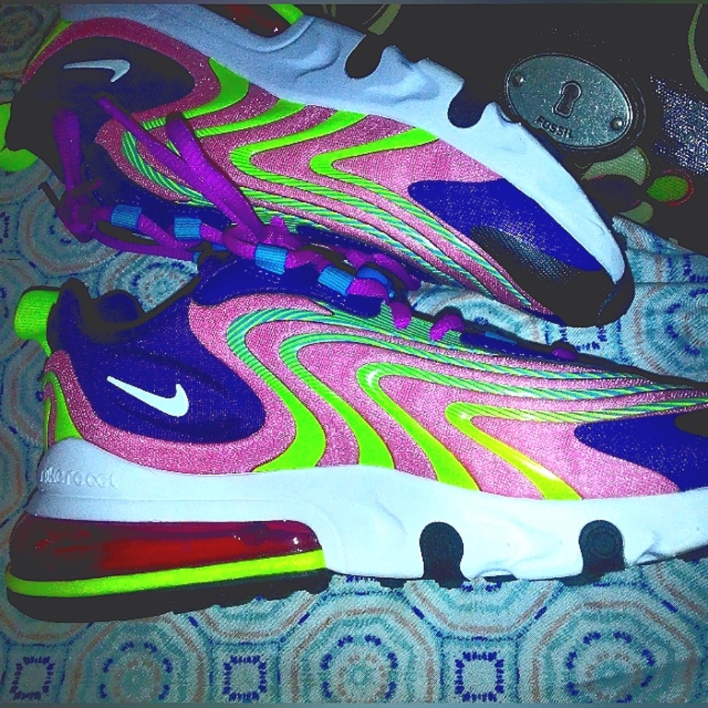 Nike Air Max 7.5 woman's